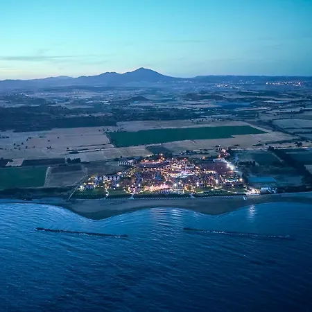 Robinson Cyprus Ξενοδοχείο 4*