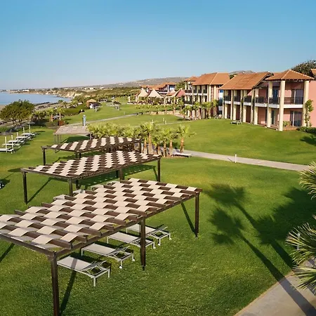 Robinson Cyprus Alaminos