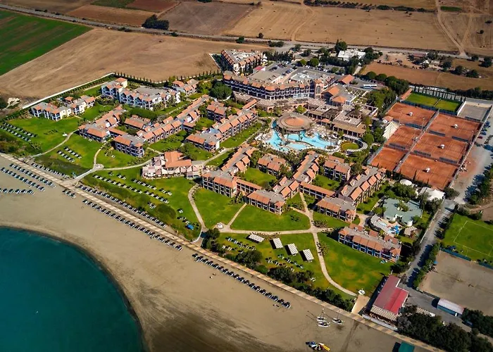 Robinson Cyprus Alaminos