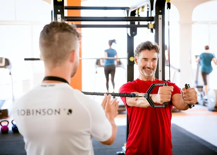 Robinson Cyprus 4* Alaminos