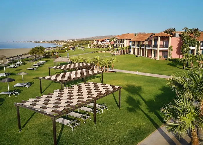 Robinson Cyprus Alaminos